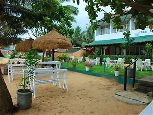Sea Garden Hotel Negombo