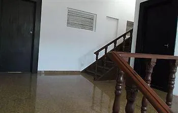 Sea Garden Hotel Negombo 2*,